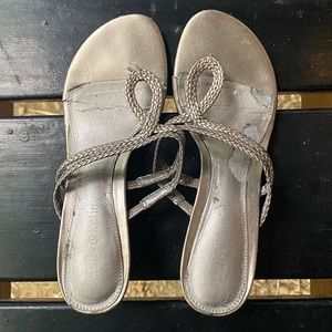 Silver braided sandals with heel